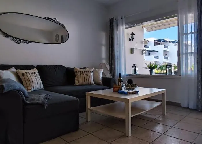 Gibshouses Playa Bastian